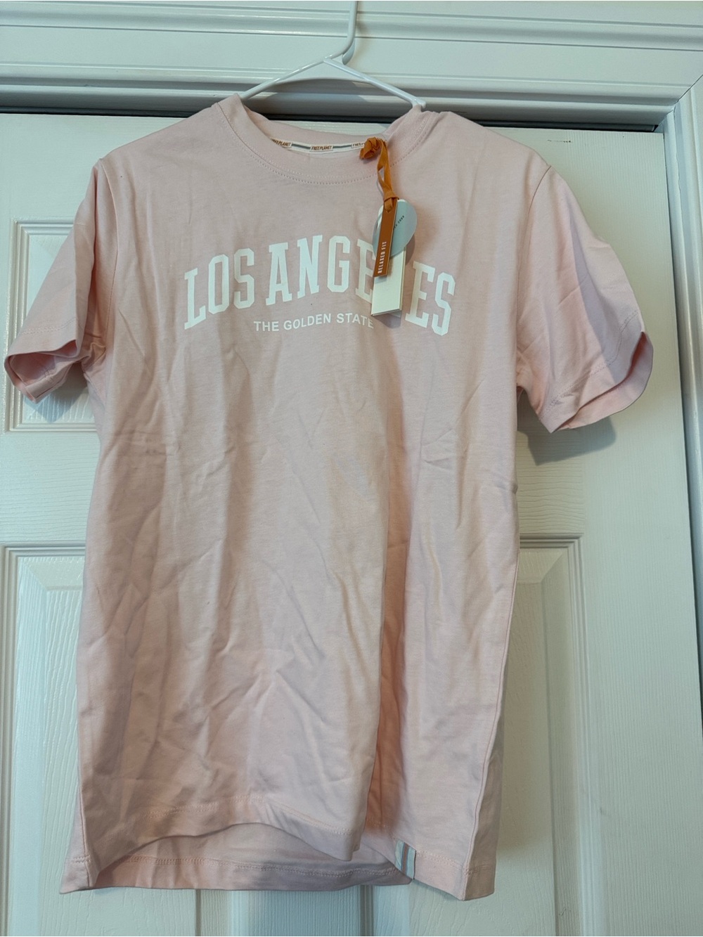 Woman’s Los Angeles Graphic T-Shirt - Pink Free Planet med